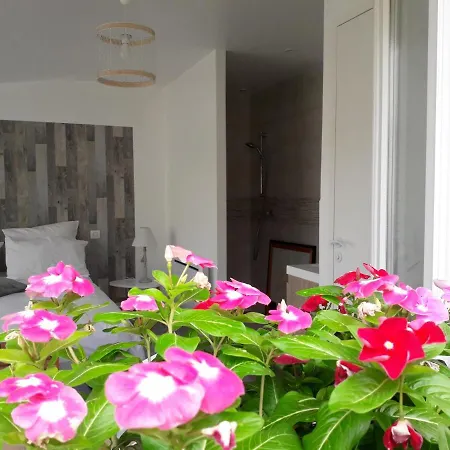 Escale En Baie. Bed & Breakfast Pontaubault